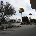 Jet Inn